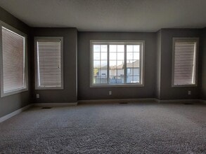 163 Tuscany Vista Rd NW in Calgary, AB - Building Photo - Building Photo