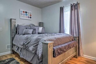 483 Oak Dr SE in Atlanta, GA - Building Photo - Building Photo