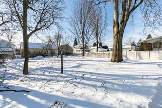 11 Charlotte St in Baldwinsville, NY - Building Photo - Building Photo