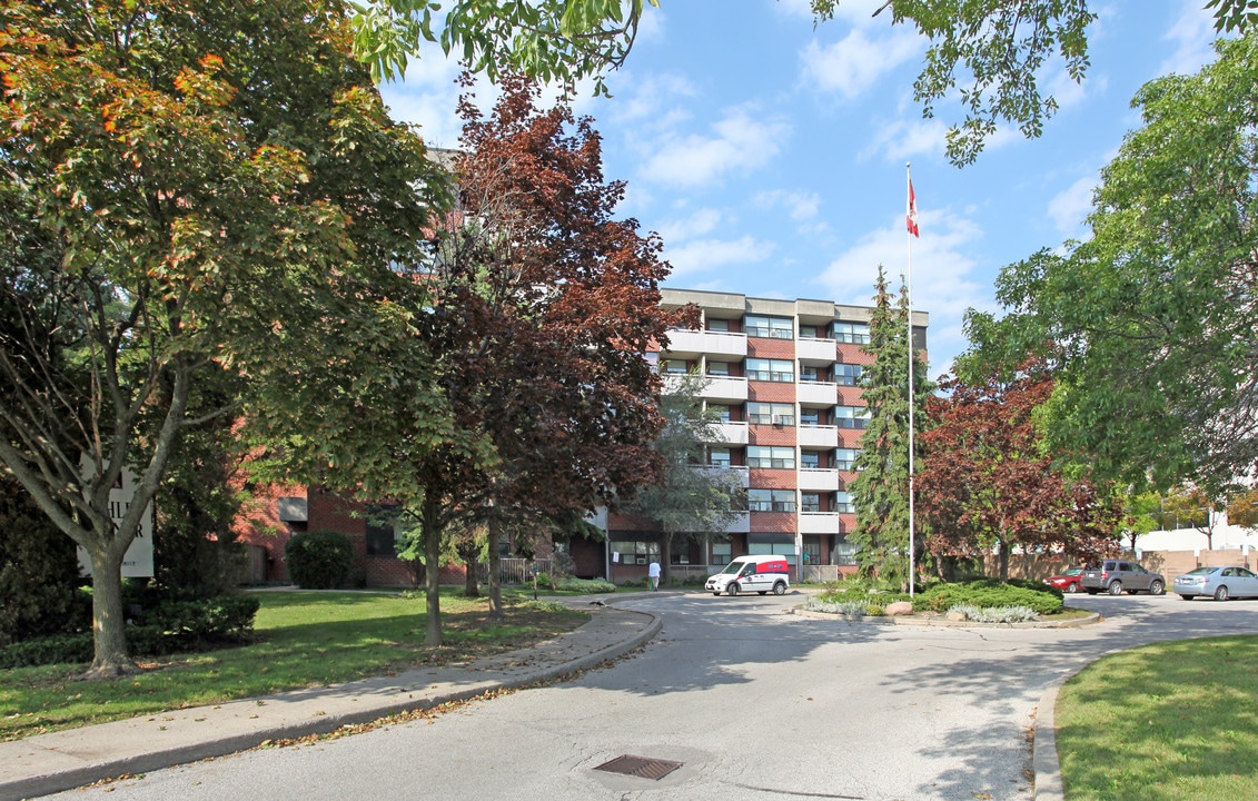 Ashley Manor in Ajax, ON - Building Photo