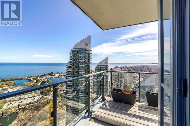 property at 2220 Lake Shore Blvd W