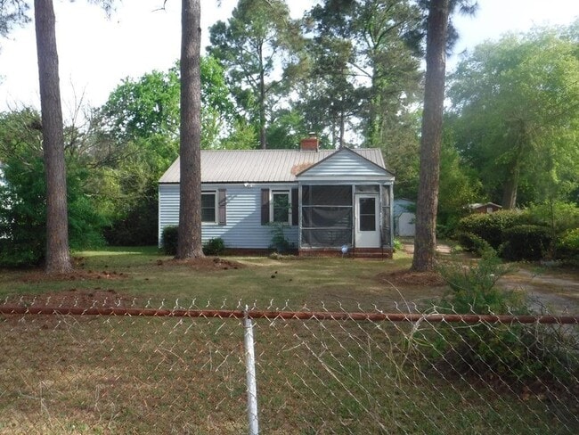property at 2033 Shirley Ave