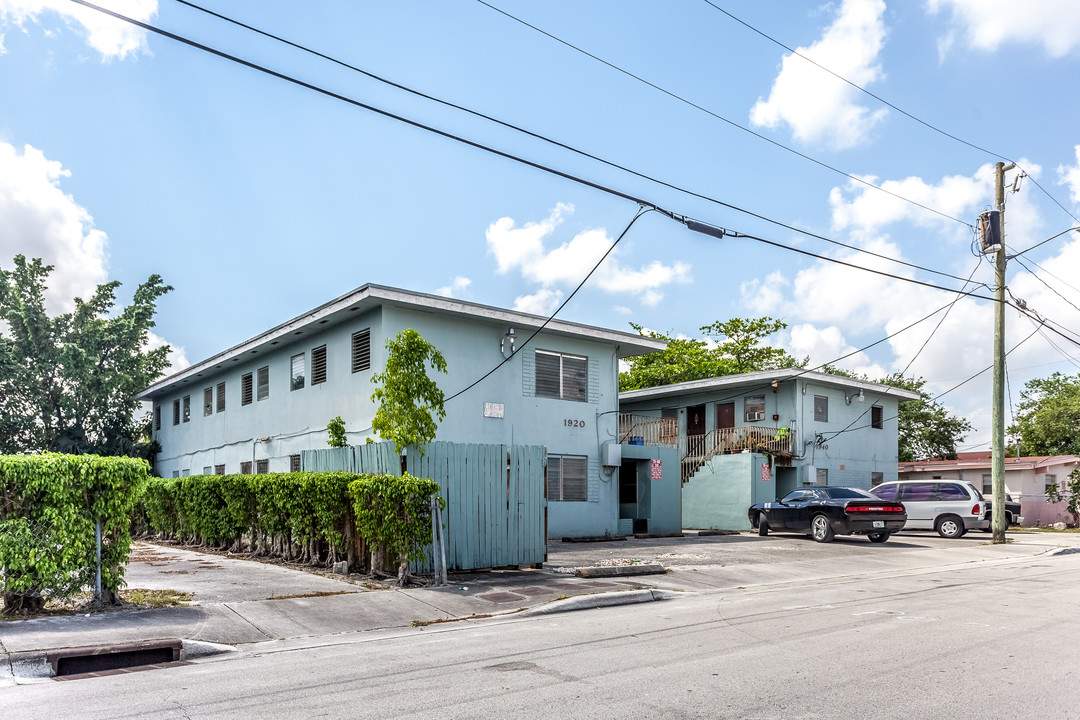 Vernella Mae Apartments in Opa Locka, FL - Building Photo