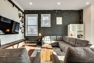 706 N Racine Ave, Unit SI ID1255556P in Chicago, IL - Building Photo - Building Photo