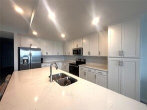 12140 Wellen Golf St, Unit 106 in Venice, FL - Building Photo - Building Photo