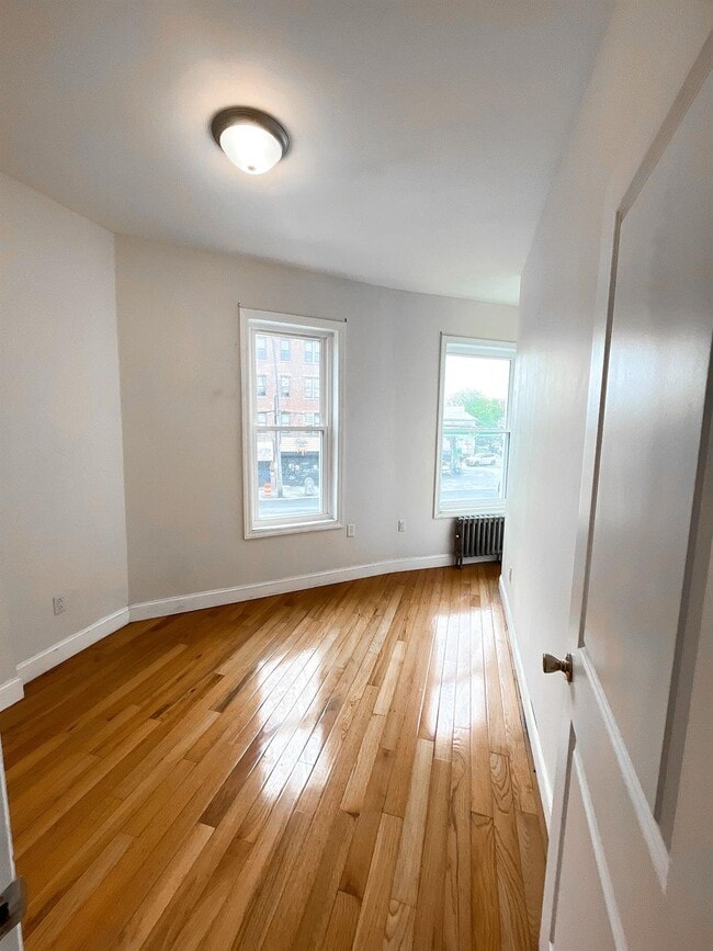 3320 Avenue I in Brooklyn, NY - Building Photo - Building Photo