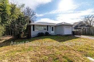 1006 Freemason St in Knoxville, TN - Building Photo - Building Photo