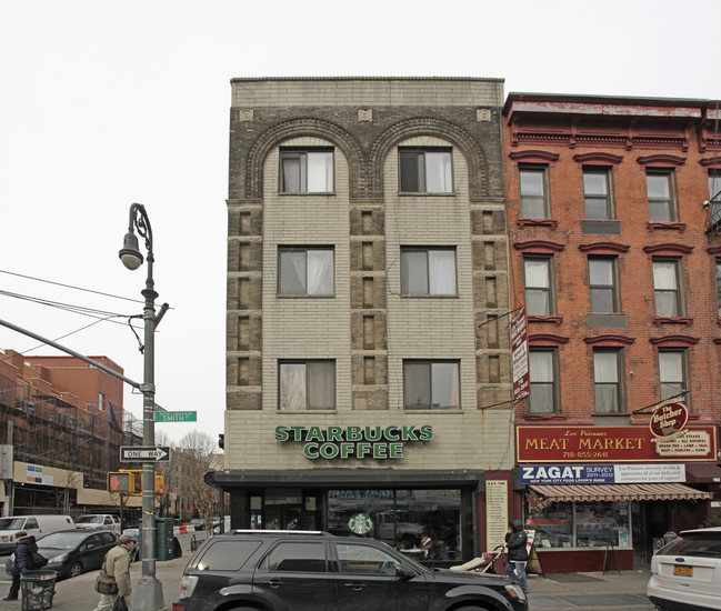 164-166 Smith St in Brooklyn, NY - Foto de edificio - Building Photo