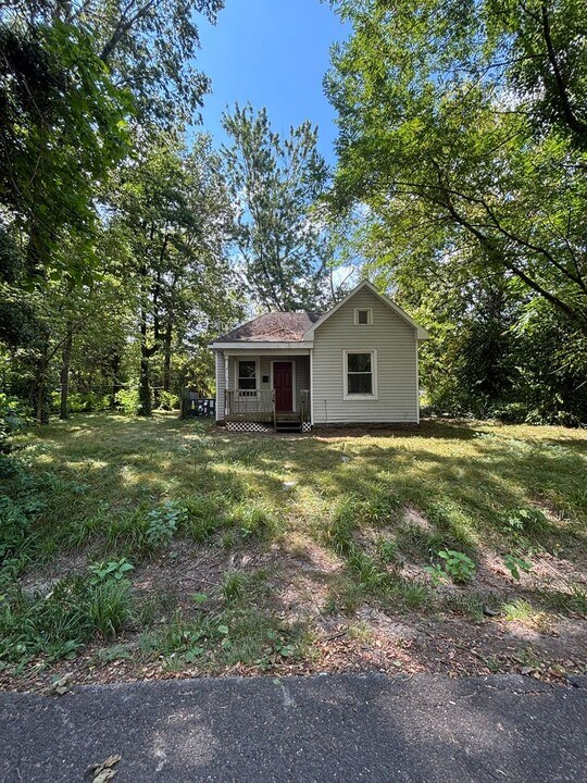 2154 W Wall St in Springfield, MO - Building Photo
