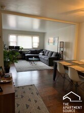 7319 N Rogers Ave in Chicago, IL - Building Photo - Building Photo