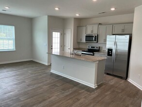 1186 Evelynnview Ln in Kernersville, NC - Building Photo - Building Photo