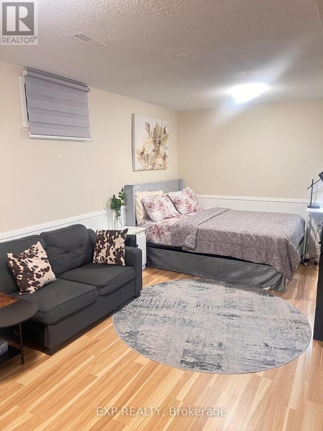 63 Barrett Crescent in Ajax, ON - Building Photo - Building Photo