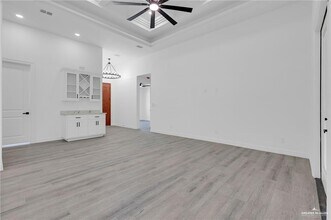 16 Makayla Dr in San Juan, TX - Foto de edificio - Building Photo