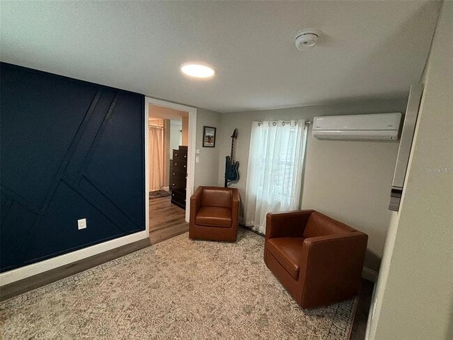 2007 E Henry Ave in Tampa, FL - Building Photo - Building Photo