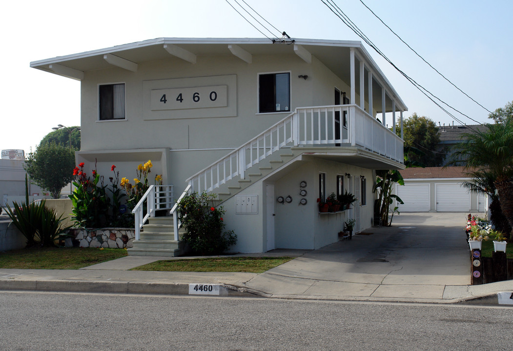 4460 W 131st St in Hawthorne, CA - Building Photo