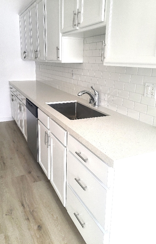 5335 Yarmouth Ave in Los Angeles, CA - Foto de edificio - Building Photo