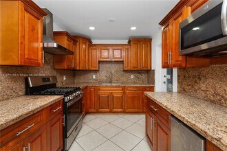 251 NW 110th St in Miami, FL - Building Photo - Building Photo