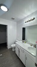 La Corona Apartments in Downey, CA - Building Photo - Building Photo