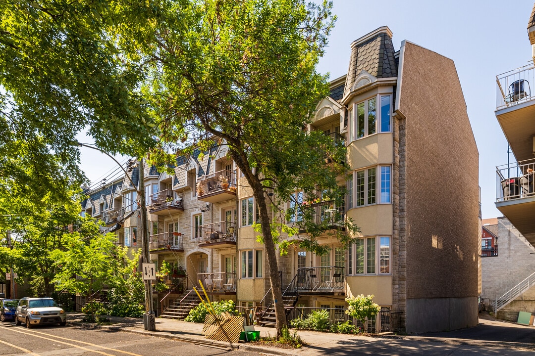 4468-4490 Laval in Montréal, QC - Building Photo