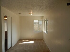 6363 Carlo Dr in Riverside, CA - Building Photo - Building Photo
