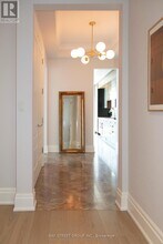 55-2255 Scollard St in Toronto, ON - Building Photo - Building Photo