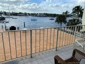 95 N Birch Rd, Unit 402 in Fort Lauderdale, FL - Foto de edificio - Building Photo