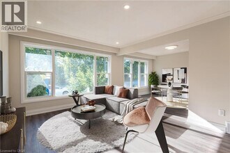 308 Mt Albion Rd in Hamilton, ON - Building Photo - Building Photo