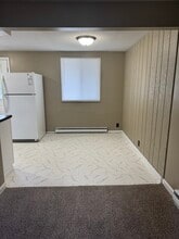 302 E Mefford St, Unit 302A in Robinson, IL - Building Photo - Building Photo