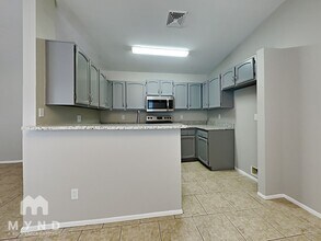 16024 S Catalina St in Chandler, AZ - Building Photo - Building Photo