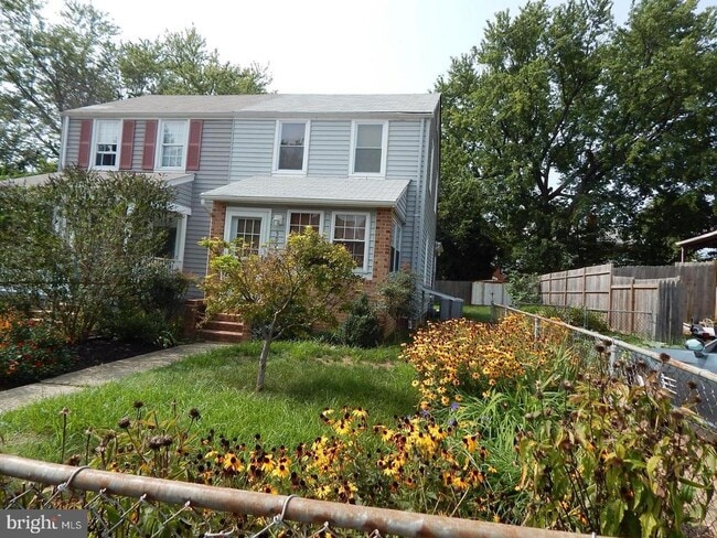 property at 5922 Williamsburg Rd