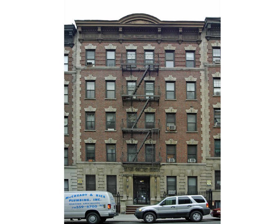 188 Claremont Ave in New York, NY - Building Photo