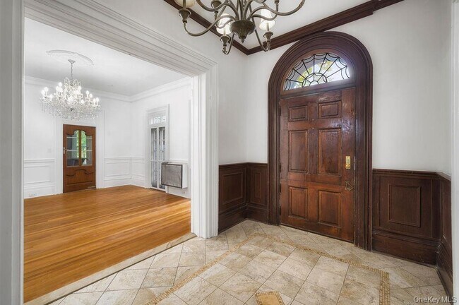 1146 North Ave in New Rochelle, NY - Building Photo - Building Photo