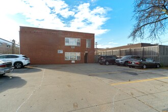 10549 Crown Rd in Franklin Park, IL - Building Photo - Primary Photo