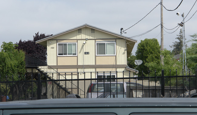 162 Sunset Blvd in Hayward, CA - Building Photo - Building Photo