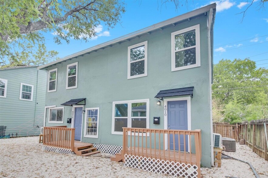 4010 Speedway, Unit D in Austin, TX - Building Photo