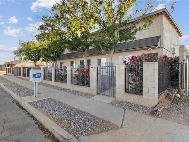2207 N 9th Ave in Tucson, AZ - Building Photo - Building Photo