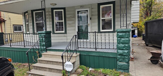7511 Indiana Ave in Cleveland, OH - Building Photo - Building Photo