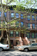 142 W 88th St in New York, NY - Building Photo - Building Photo