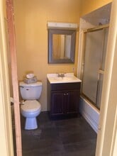 84 Center St, Unit 5 in Oneonta, NY - Building Photo - Building Photo