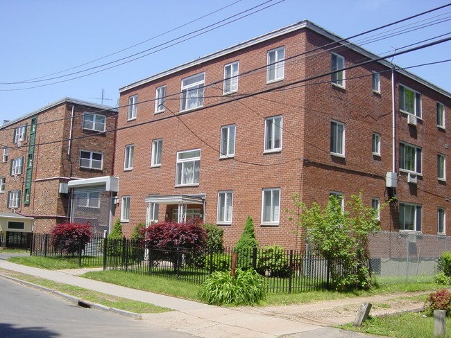 Allen Place Apartments in Hartford, CT - Building Photo - Building Photo