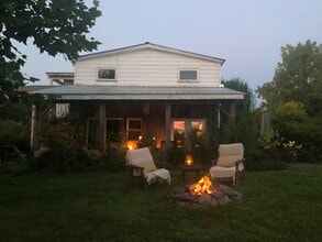 388 Eichybush Rd, Unit Apt.11 in Kinderhook, NY - Building Photo - Building Photo
