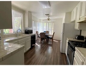 8048 Andante Dr in Citrus Heights, CA - Building Photo - Building Photo