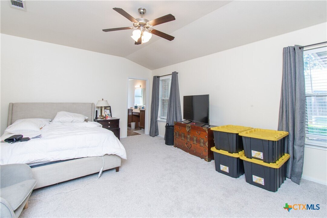 424 Winter Sun Dr in Harker Heights, TX - Building Photo