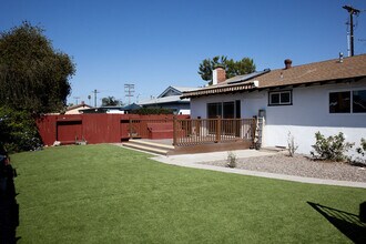 8751 Chantilly Ave in San Diego, CA - Building Photo - Building Photo