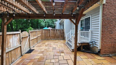 1289 Vintage Pl in Reston, VA - Building Photo - Building Photo
