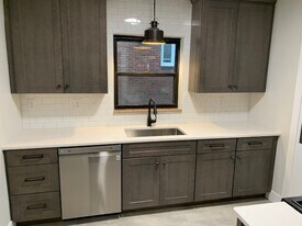 151 Morrison Dr in Pittsburgh, PA - Building Photo