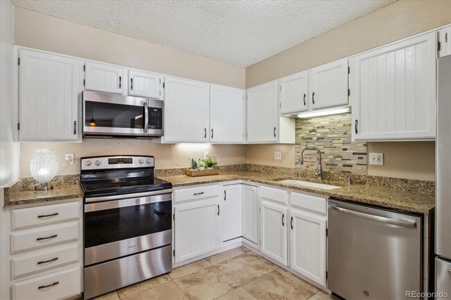 13950 E Oxford Pl in Aurora, CO - Building Photo - Building Photo