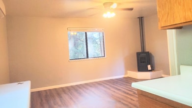 5293 Buckhorn Rd in Pollock Pines, CA - Building Photo - Building Photo