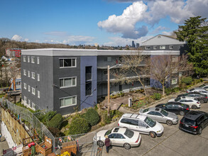 Baker 38 Apartments in Seattle, WA - Building Photo - Building Photo