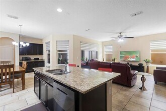 2136 J Lawson Blvd in Orlando, FL - Building Photo - Building Photo